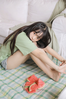 FREE女厕所撒尿视频